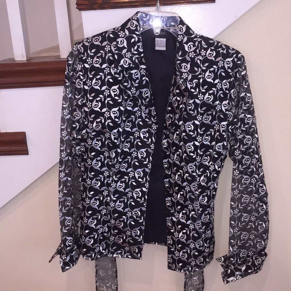 MSK black and white cocktail jacket/blouse